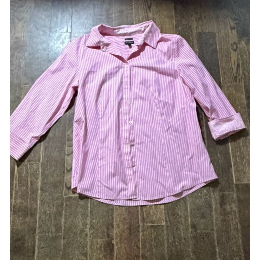 Talbots Wrinkle Resistant Shirt 12 Womens Button Up 3/4 Sleeve Pink Stripe